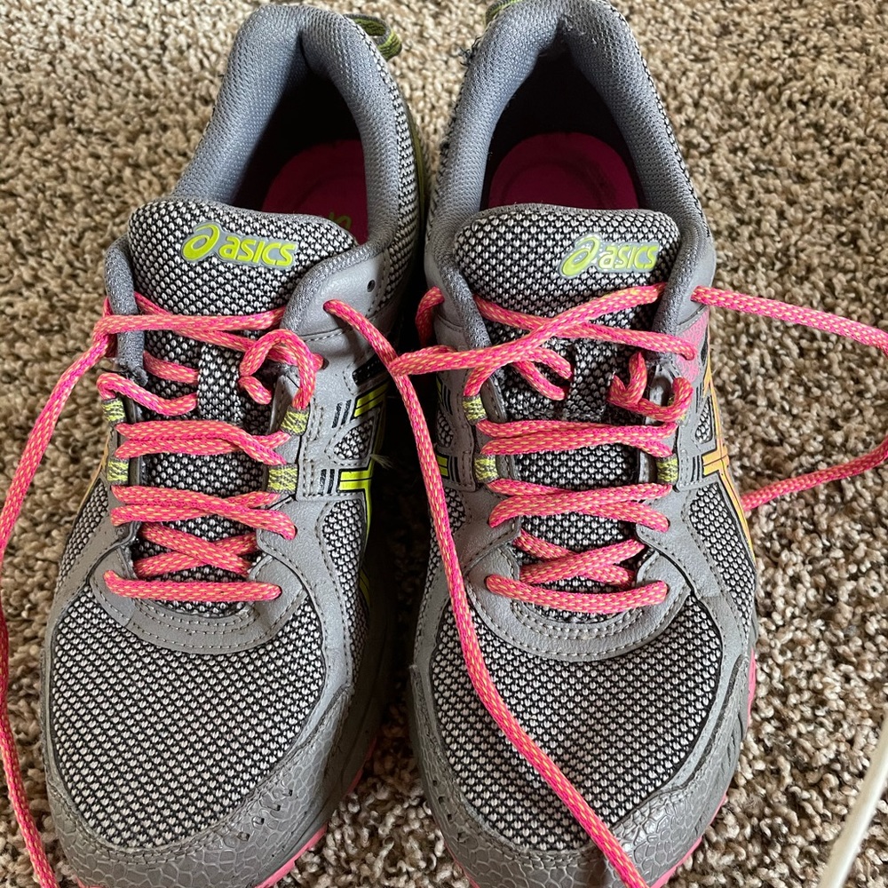 COPY - COPY - Women’s ASICS shoes size 9.5